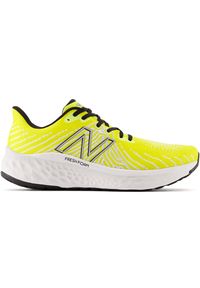 Buty męskie New Balance Fresh Foam Vongo v5 MVNGOCY5 – żółte. Okazja: na co dzień. Kolor: żółty. Szerokość cholewki: normalna. Sport: fitness
