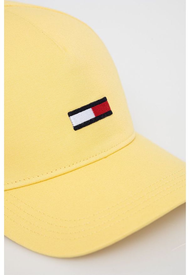Tommy Jeans czapka bawełniana kolor żółty z aplikacją. Kolor: żółty. Materiał: bawełna. Wzór: aplikacja