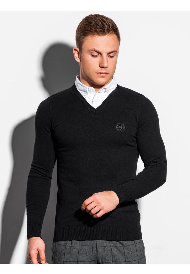 Ombre Clothing - Sweter męski E120 - czarny - XL. Typ kołnierza: dekolt w serek, kołnierzyk koszulowy. Kolor: czarny. Materiał: materiał, bawełna, nylon. Styl: klasyczny