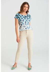 Greenpoint - Bawełniane spodnie typu slim, kremowe. Kolor: kremowy. Materiał: bawełna