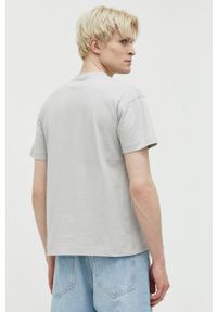 Sixth June t-shirt bawełniany kolor szary z aplikacją. Okazja: na co dzień. Kolor: szary. Materiał: bawełna. Wzór: aplikacja. Styl: casual #2