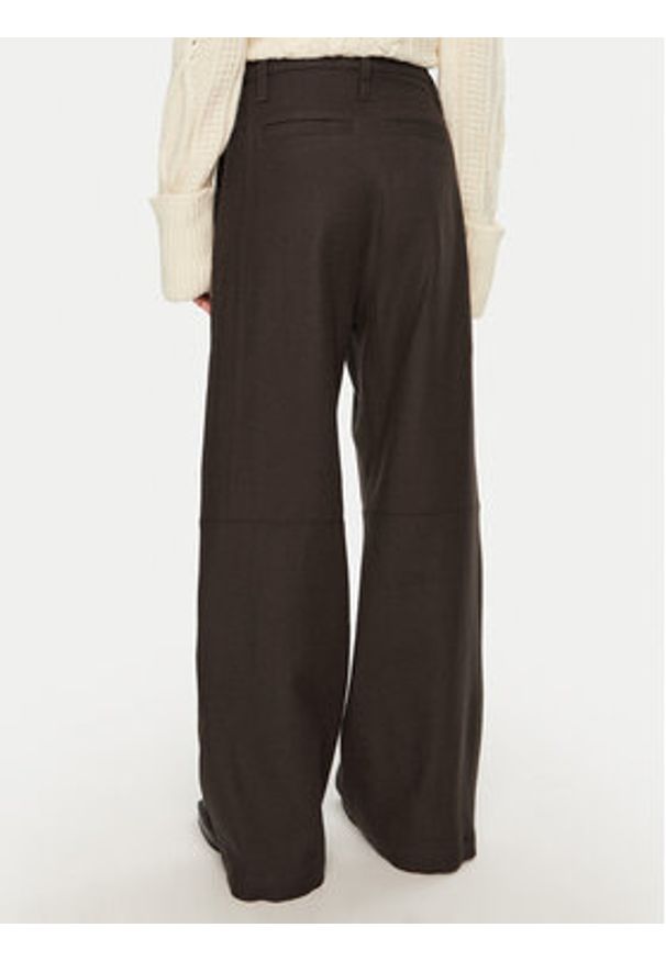 AMI PARIS Spodnie materiałowe FTR305.WV0018 Brązowy Relaxed Fit. Kolor: brązowy. Materiał: wełna