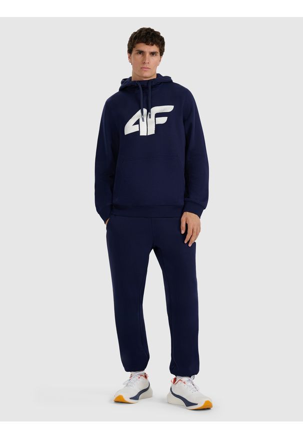 4f - 4F Bluza dresowa nierozpinana z kapturem męska - granatowa L. Okazja: na co dzień. Typ kołnierza: kaptur. Kolor: niebieski. Materiał: dresówka. Styl: casual