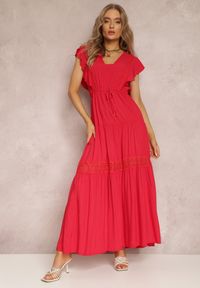 Renee - Czerwona Sukienka Callamene. Kolor: czerwony. Materiał: koronka, wiskoza. Wzór: aplikacja, gładki, bez wzorów, ażurowy. Sezon: lato. Długość: maxi