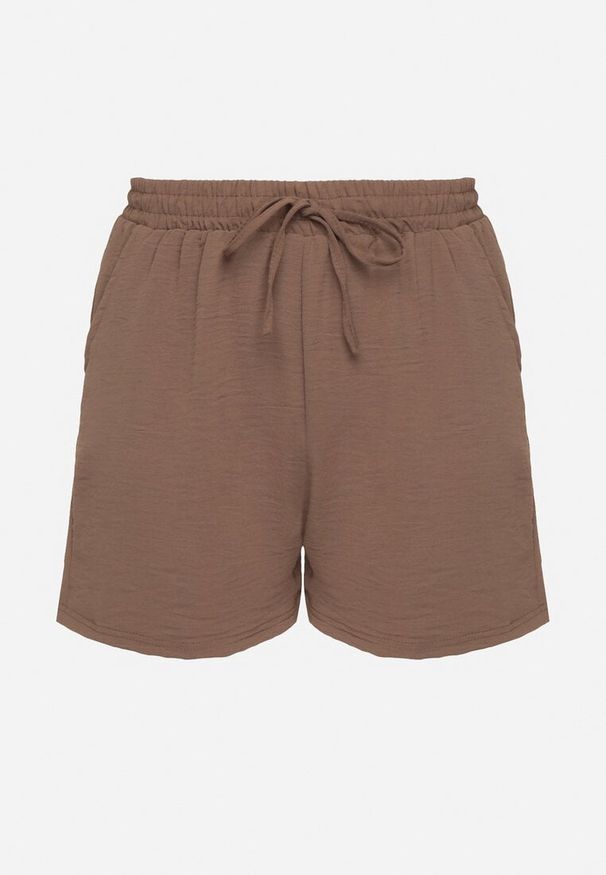 Born2be - Brązowe Szorty z Wiskozą i Wiązaniem Sarumia. Okazja: na co dzień. Kolor: brązowy. Materiał: wiskoza. Sezon: lato. Styl: casual