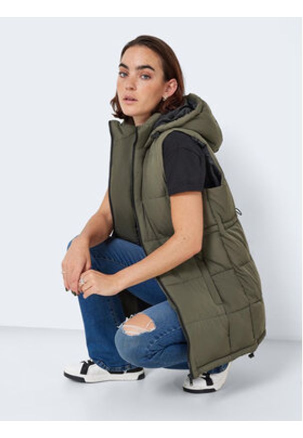 Noisy may - Noisy May Bezrękawnik 27018397 Khaki Regular Fit. Kolor: brązowy. Materiał: syntetyk. Długość rękawa: bez rękawów