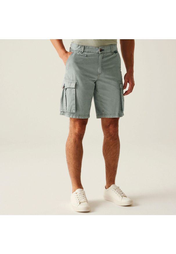 Regatta - Spodenki turystyczne męskie Shorebay cargo. Kolor: biały. Materiał: bawełna. Wzór: ze splotem. Sport: turystyka piesza