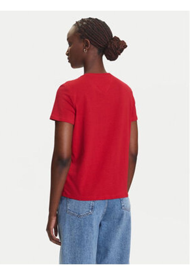 Tommy Jeans T-Shirt Essential DW0DW21404 Czerwony Regular Fit. Kolor: czerwony. Materiał: bawełna