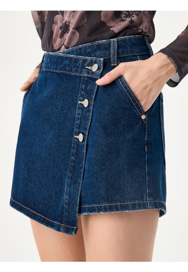 Sinsay - Spódnico-spodenki jeansowe - niebieski. Kolor: niebieski. Materiał: jeans