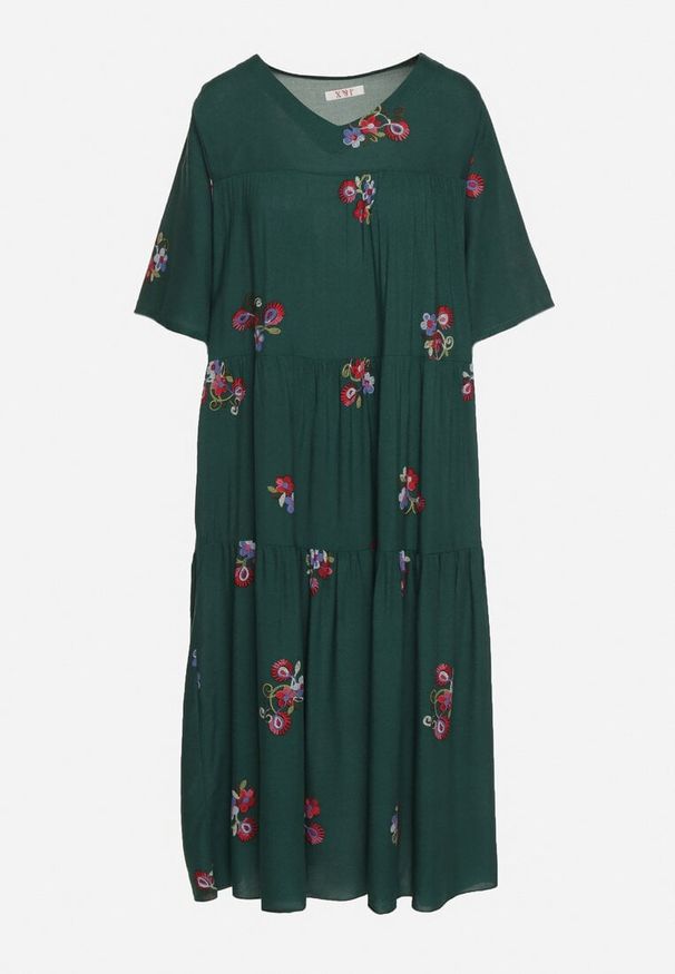 Born2be - Ciemnozielona Wiskozowa Sukienka o Rozkloszowanym Kroju z Krótkim Rękawem Givinia. Okazja: na co dzień, na imprezę. Kolekcja: plus size. Kolor: zielony. Materiał: wiskoza. Długość rękawa: krótki rękaw. Typ sukienki: rozkloszowane, proste, dla puszystych. Styl: casual, elegancki