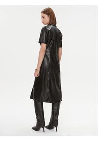 DKNY Sukienka z imitacji skóry DD3D4101 Czarny Regular Fit. Kolor: czarny. Materiał: syntetyk #3