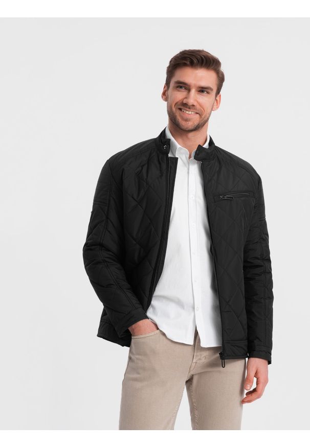 Ombre Clothing - Ocieplana kurtka męska BIKER pikowana we wzór karo - czarna V1 - Rozmiar: L. Typ kołnierza: dekolt w karo. Kolor: czarny. Materiał: poliester, materiał, nylon