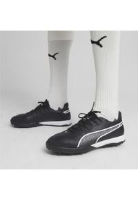 Buty do chodzenia męskie Puma King Pro TT. Kolor: biały, wielokolorowy. Materiał: guma, tkanina, syntetyk. Sport: turystyka piesza