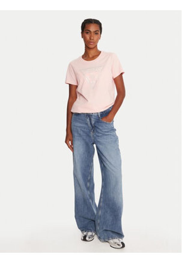 Guess T-Shirt W5BI18 I3Z14 Różowy Regular Fit. Kolor: różowy. Materiał: bawełna