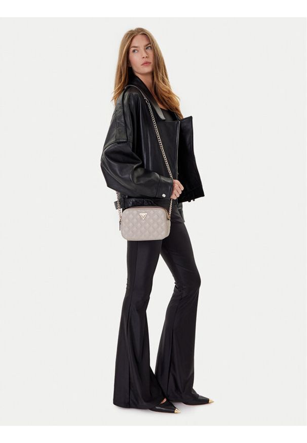 Guess Torebka Giully II HWQG96 73140 Beżowy. Kolor: beżowy. Materiał: skórzane