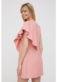 Sisley sukienka kolor różowy mini prosta. Okazja: na co dzień. Kolor: różowy. Typ sukienki: proste. Styl: casual. Długość: mini