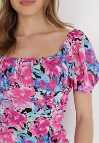 Born2be - Fuksjowa Sukienka Ampele. Kolor: różowy. Wzór: kolorowy, aplikacja, kwiaty. Typ sukienki: dopasowane. Styl: klasyczny. Długość: mini #6