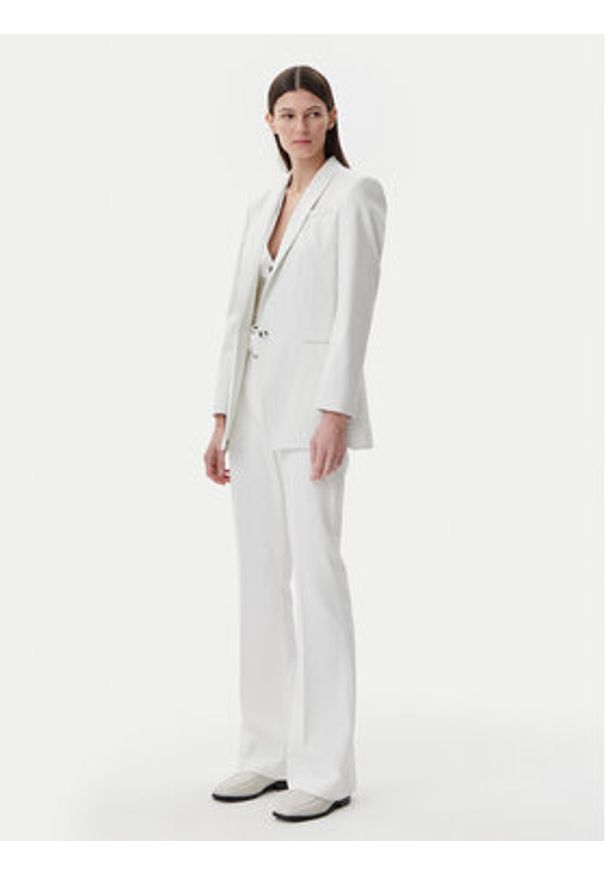 Hugo - HUGO Spodnie materiałowe 50537602 Biały Flare Fit. Kolor: biały. Materiał: syntetyk