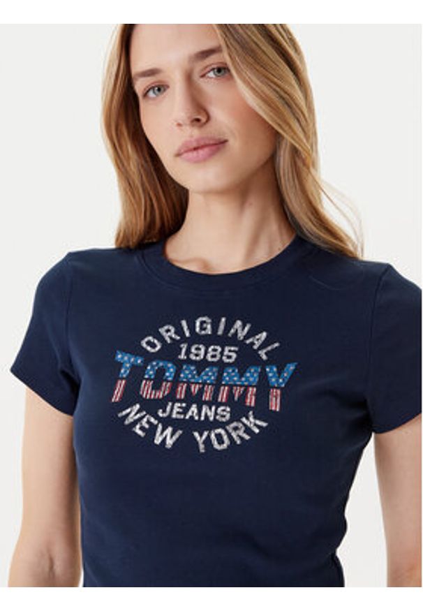 Tommy Jeans T-Shirt DW0DW21421 Granatowy Slim Fit. Kolor: niebieski. Materiał: bawełna