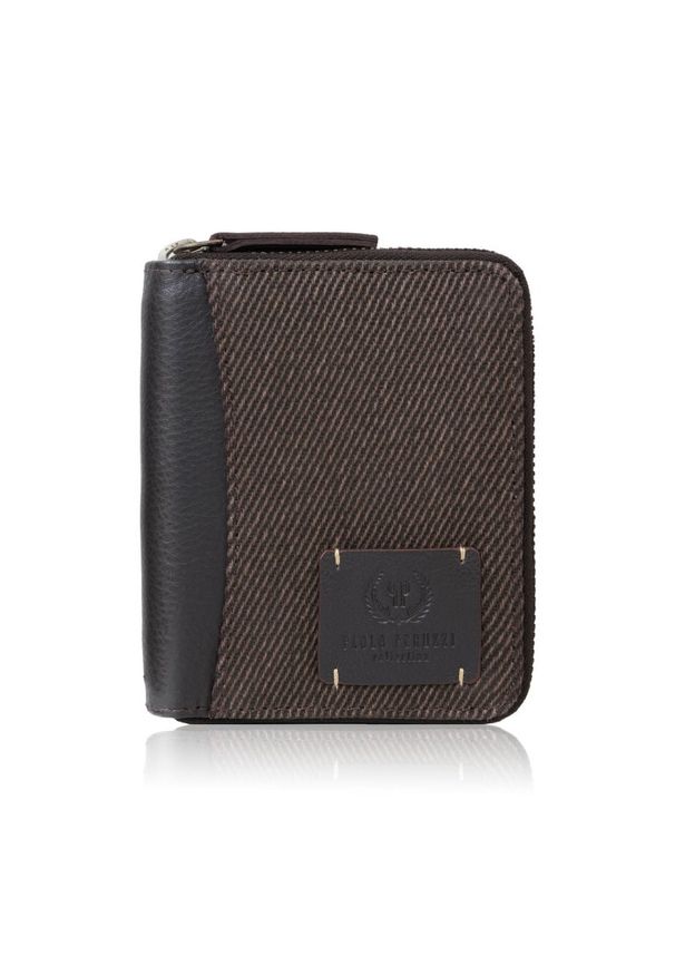 PAOLO PERUZZI - Portfel męski w orientacji pionowej brązowy bawełniany canvas i skóra naturalna Paolo Peruzzi AY-06-BR. Kolor: brązowy. Materiał: skóra