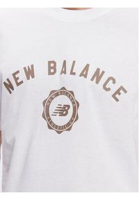 New Balance T-Shirt Sport Seasonal Graphic MT31904 Biały Relaxed Fit. Kolor: biały. Materiał: syntetyk. Styl: sportowy