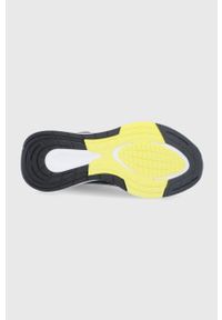Adidas - adidas buty EQ21 Run kolor czarny. Nosek buta: okrągły. Zapięcie: sznurówki. Kolor: czarny. Materiał: guma. Sport: bieganie