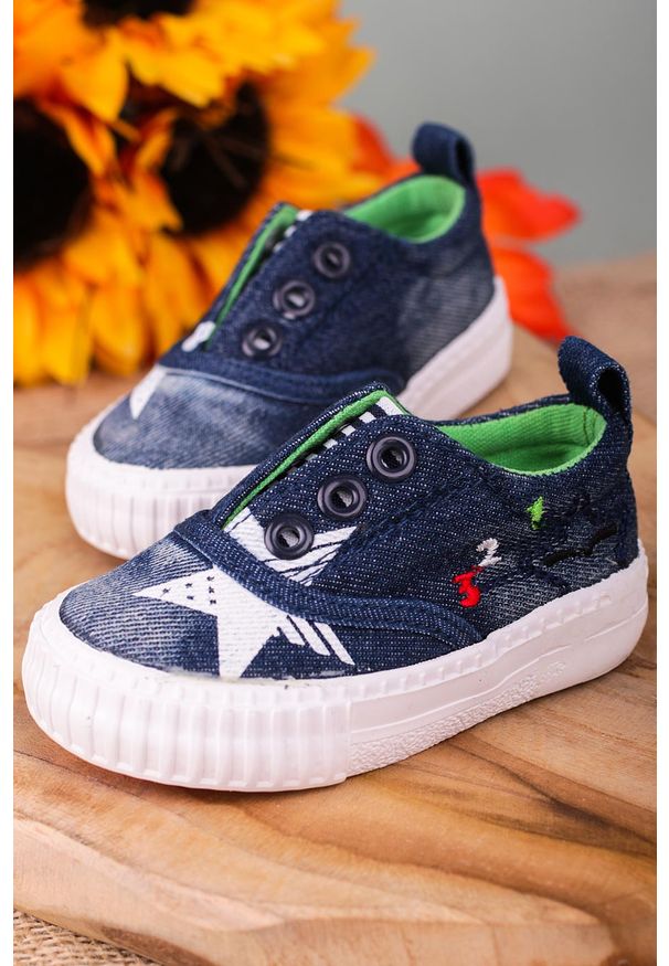 Casu - Granatowe trampki z gumką casu 20o28/m. Kolor: niebieski