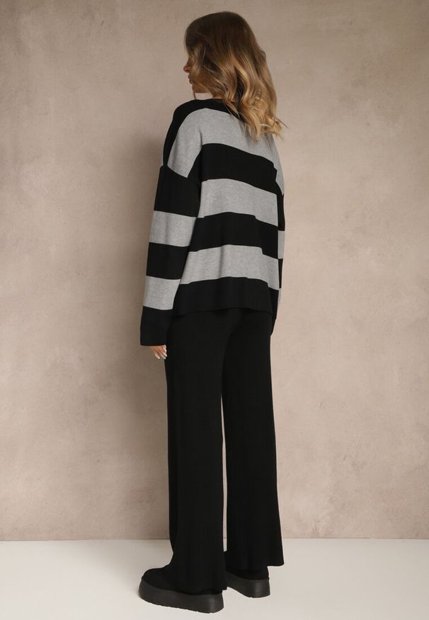 Renee - Szary Komplet z Dzianiny Spodnie Wide Leg i Sweter w Szerokie Pasy Falorella. Kolor: szary. Materiał: dzianina