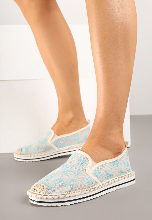 Renee - Niebieskie Espadryle z Ozdobną Plecionką Eranoria. Kolor: niebieski. Obcas: na płaskiej podeszwie. Styl: elegancki