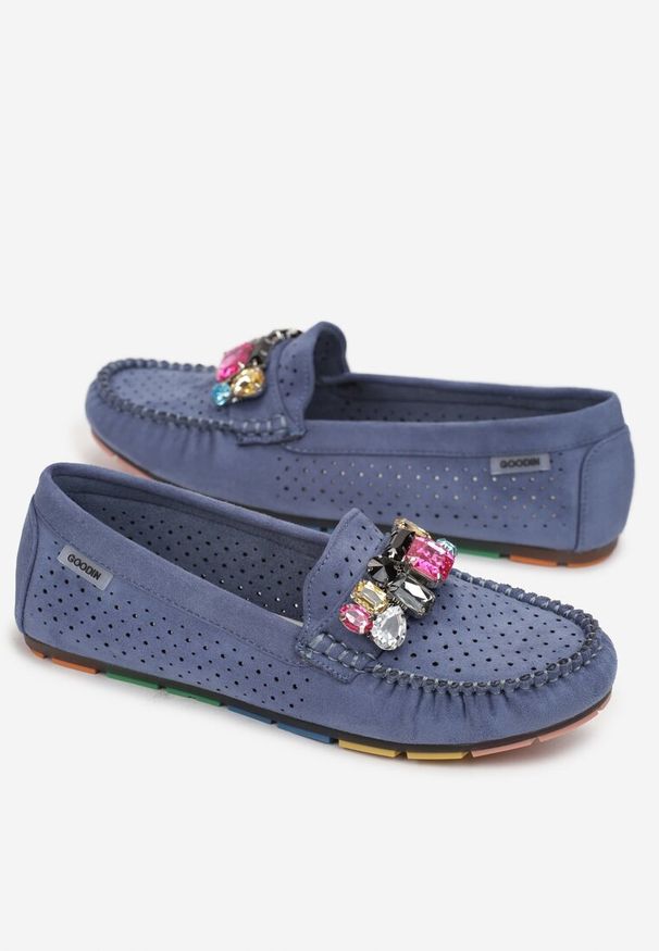 Renee - Niebieskie Mokasyny z Przeszyciami i Ozdobą z Cyrkonii Olini. Zapięcie: bez zapięcia. Kolor: niebieski. Materiał: jeans, skóra. Wzór: aplikacja. Obcas: na płaskiej podeszwie