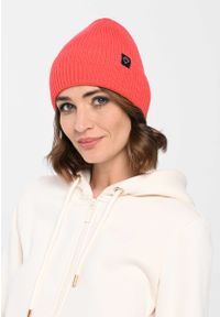 Volcano - Zimowa czapka beanie H-CHILLI. Kolor: pomarańczowy. Materiał: akryl, dzianina, materiał, skóra. Wzór: ze splotem. Sezon: zima. Styl: klasyczny