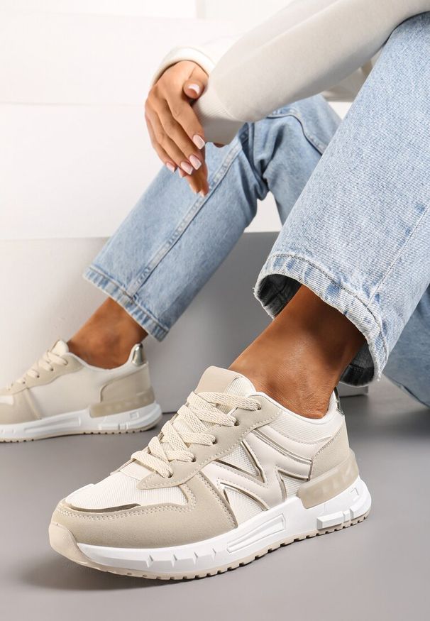 Born2be - Beżowe Sznurowane Sneakersy z Siateczkowymi Wstawkami Garnela. Nosek buta: okrągły. Kolor: beżowy. Materiał: materiał. Obcas: na obcasie. Wysokość obcasa: niski
