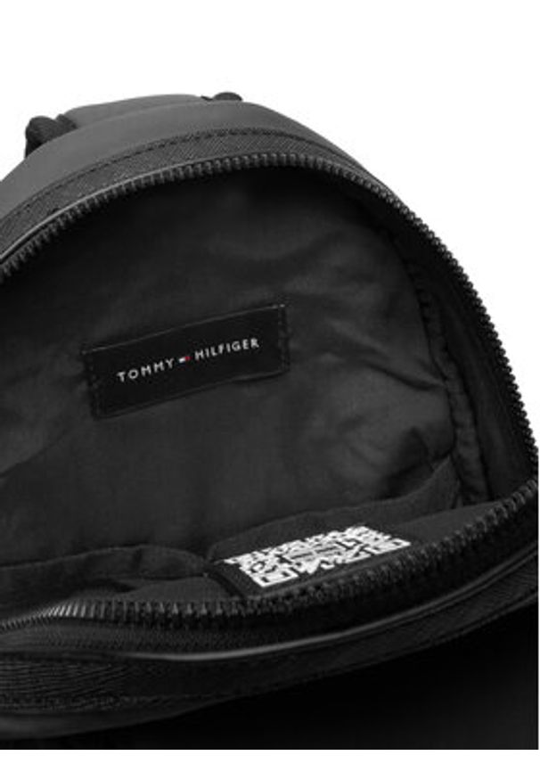 TOMMY HILFIGER - Tommy Hilfiger Saszetka Th Repreve Slingpack AM0AM14026 Szary. Kolor: szary. Materiał: materiał