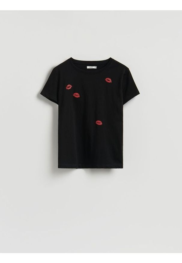 Reserved - Bawełniany t-shirt z nadrukiem - czarny. Kolor: czarny. Materiał: bawełna. Wzór: nadruk