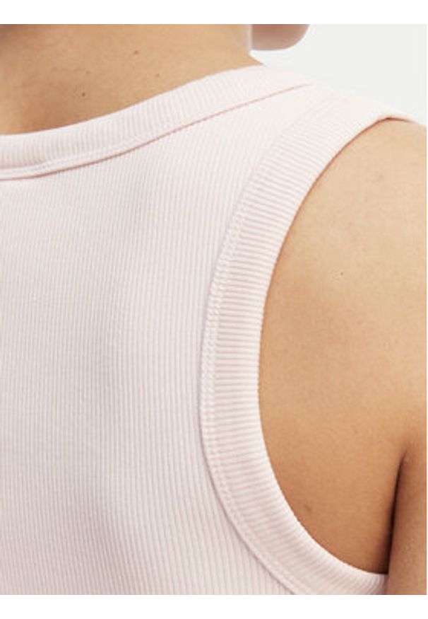Guess Top V6GP07 K2987 Różowy jasny Slim Fit. Kolor: różowy. Materiał: wiskoza