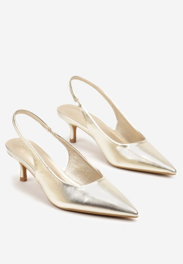 Renee - Jasnozłote Sandały Vices Slingback na Obcasie Typu Kaczuszka Kovirida. Okazja: na co dzień. Kolor: złoty. Materiał: jeans. Obcas: na obcasie. Styl: casual, klasyczny, elegancki. Wysokość obcasa: średni