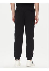 Armani Exchange Spodnie dresowe XM000744 AF13047 UC001 Czarny Regular Fit. Kolor: czarny. Materiał: bawełna