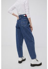 Tommy Jeans jeansy bawełniane DW0DW10592.4890 damskie high waist. Stan: podwyższony. Kolor: niebieski #4