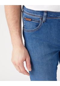 Wrangler - WRANGLER TEXAS SLIM MĘSKIE SPODNIE JEANSOWE PISCES W12SLD369