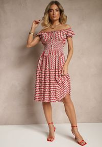 Renee - Czerwona Bawełniana Sukienka z Bufiastymi Rękawami i Guzikami Ronimera. Okazja: na co dzień. Kolor: czerwony. Materiał: bawełna. Styl: casual #5