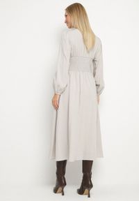 Born2be - Jasnobeżowa Sukienka z Wiskozą z Gorsetową Talią i Bufiastymi Rękawami Aniste. Okazja: na co dzień. Typ kołnierza: dekolt gorset. Kolor: beżowy. Materiał: wiskoza. Typ sukienki: gorsetowe. Styl: wizytowy, sportowy, casual, elegancki #3