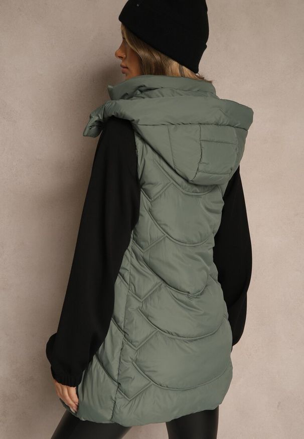 Renee - Zielona Pikowana Kamizelka z Odpinanym Kapturem Tulanea. Okazja: na co dzień. Kolor: zielony. Materiał: jeans. Styl: casual