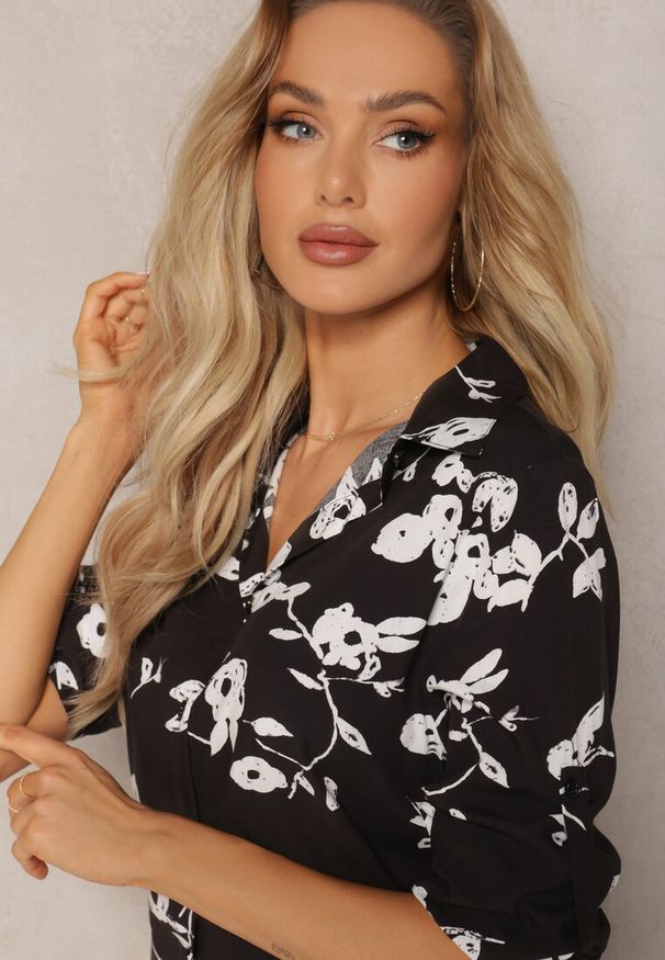 Renee - Czarna Koszula Typu Kimono z Bawełny i Wiskozy w Kwiatowy Wzór Carlania. Kolor: czarny. Materiał: bawełna, wiskoza. Wzór: kwiaty