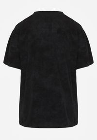 Born2be - Czarny Bawełniany T-shirt Oversize z Haftowanym Napisem z Cekinami Aewai. Okazja: na co dzień. Kolor: czarny. Materiał: bawełna. Wzór: haft, napisy. Styl: casual, elegancki #7