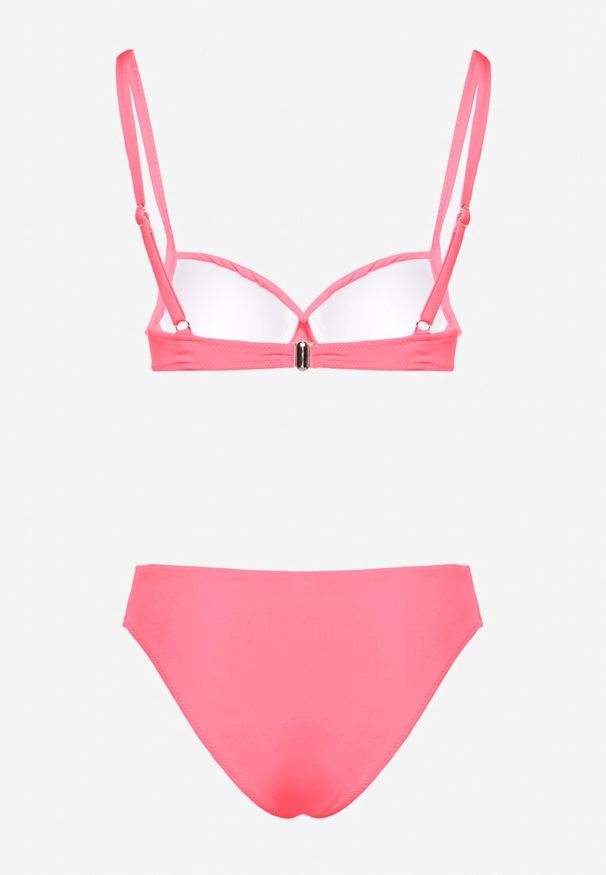 Born2be - Różowe Bikini Biustonosz z Trójkątną Ozdobą i Majtki Typu Figi Natisalia. Kolor: różowy. Wzór: aplikacja