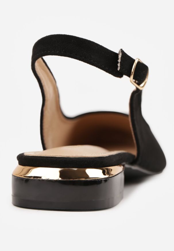 Born2be - Czarne Sandały Slingback Vices z Metaliczną Aplikacją przy Obcasie Ediriella. Okazja: na spotkanie biznesowe, na co dzień. Nosek buta: szpiczasty. Kolor: czarny. Wzór: aplikacja. Sezon: lato, wiosna. Obcas: na obcasie. Styl: biznesowy, casual, elegancki. Wysokość obcasa: średni