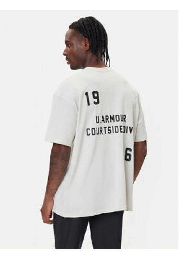Under Armour T-Shirt Hoops Courtside 6003686 Biały Oversize. Kolor: biały. Materiał: bawełna