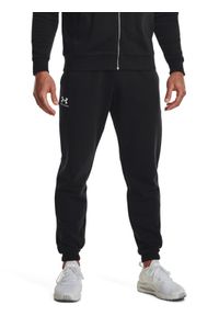 Under Armour Spodnie dresowe UA Essential Fleece Jogger 1373882 Czarny Regular Fit. Kolor: czarny. Materiał: dresówka #1