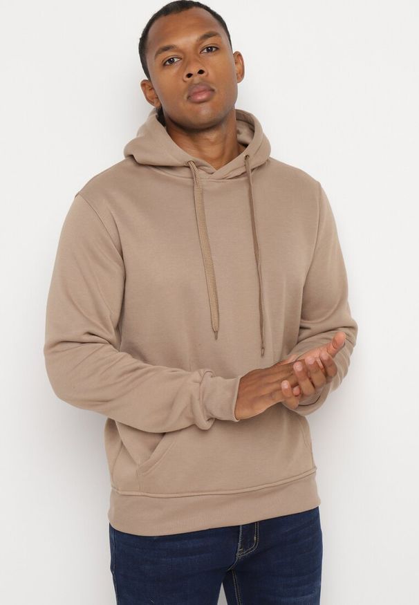 Born2be - Ciemnobeżowa Bluza Evoire. Okazja: na co dzień. Typ kołnierza: kaptur. Kolor: beżowy. Materiał: jeans. Styl: casual, klasyczny