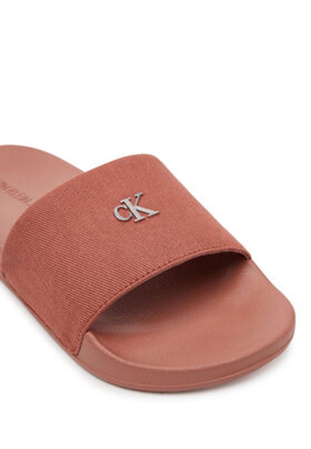 Calvin Klein Jeans Klapki Slide Monogram Hardware YW0YW01713 Koralowy. Kolor: pomarańczowy. Materiał: materiał
